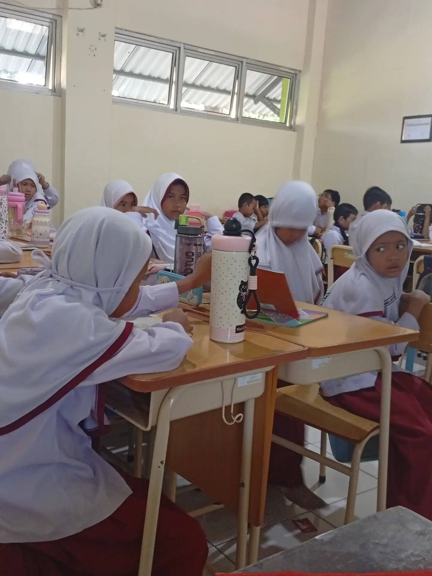 Hari Pertama Asesmen Tengah Semester — foto 6