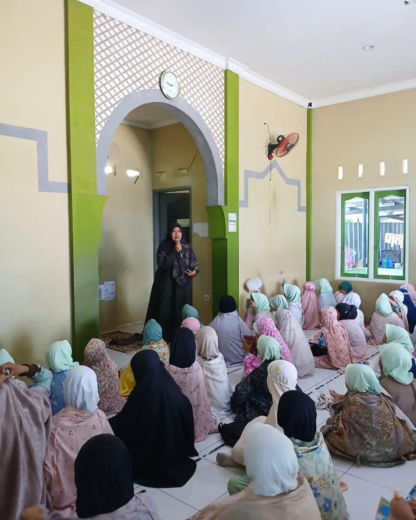 Keputrian: Mencintai Al-Qur’an — foto 4