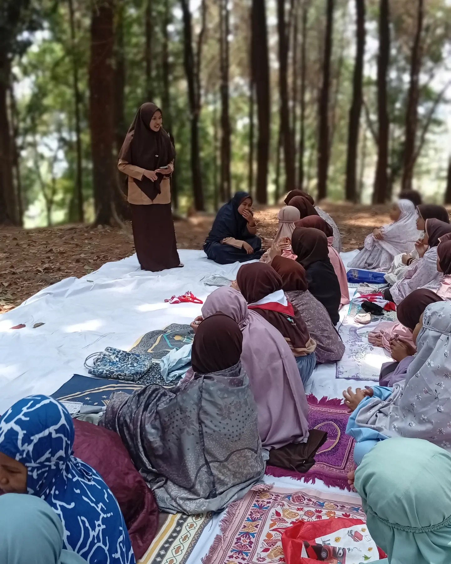 Keputrian: Menjadi Muslimah yang Bersahabat dengan Alam — foto 2