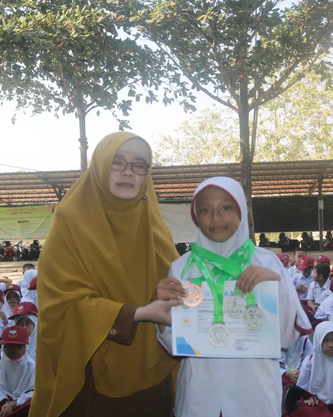 Penghargaan untuk Murid Berprestasi OMI 2026 — foto 2